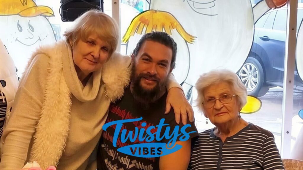 Coni Momoa